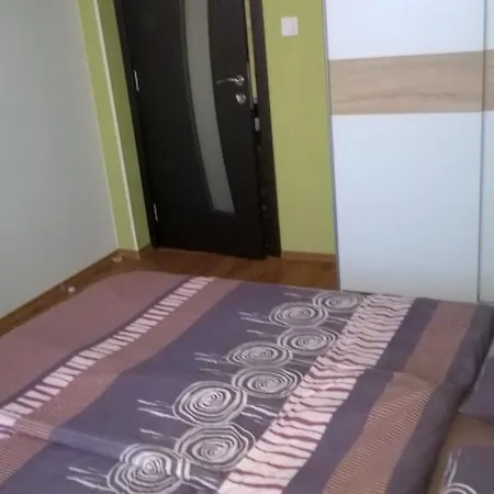 Хотел Alarlievi