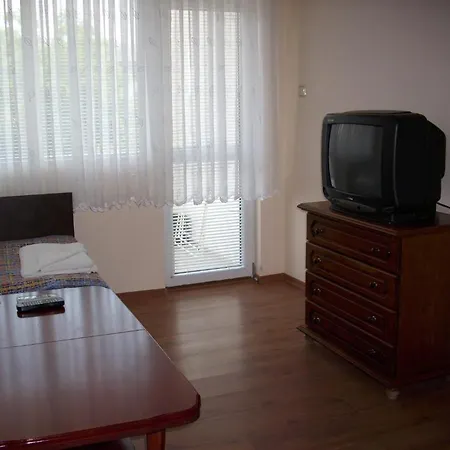 Alarlievi Hotel 2*